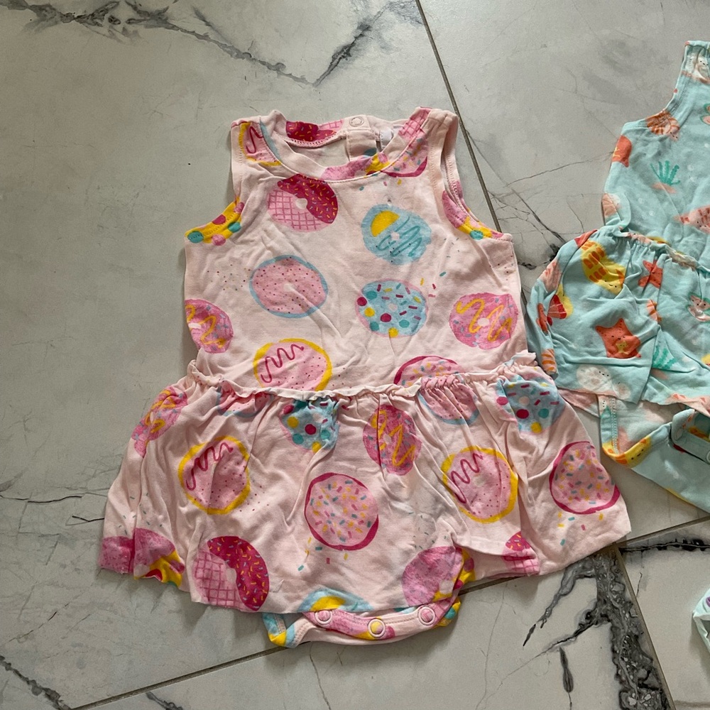 Colorful Baby Rompers Set - Picture 4 of 4